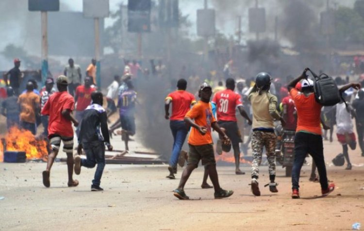 Guinée: tensions et défiance à la veille du double scrutin