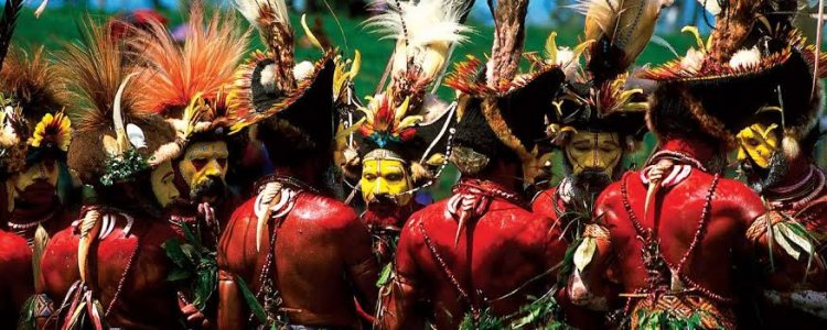 Les villageois de Papouasie-Nouvelle-Guinée célèbrent leur première messe en 20 ans